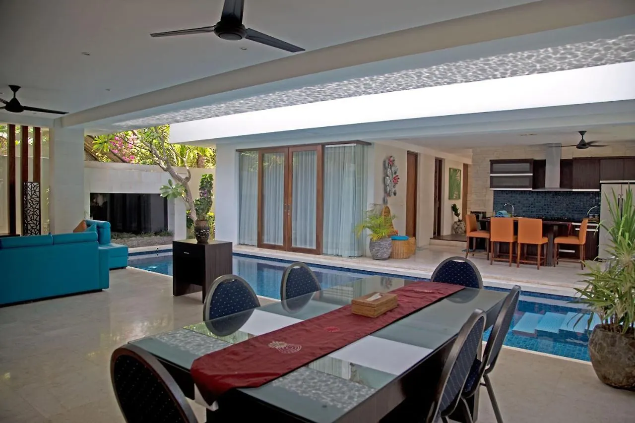 Indi Villas - The Bhadra Villa Seminyak Endonezya